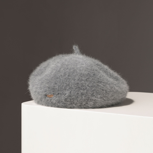 NIMBUS — Fluffy rabbit hair hat
